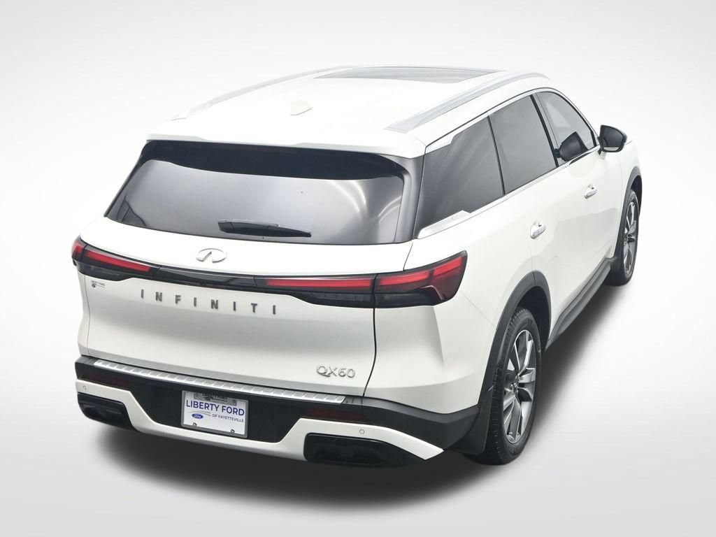 Used 2023 INFINITI QX60 Luxe w/ Performance Audio Package FWD image 37