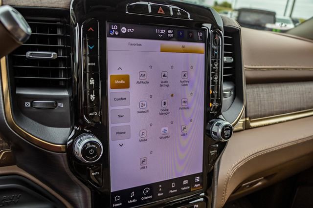 Used 2024 RAM 3500 Limited image 38