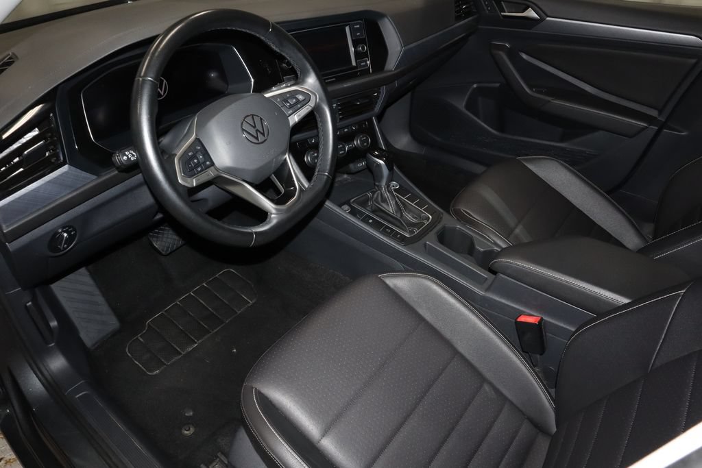 Used 2024 Volkswagen Jetta SE FWD image 24
