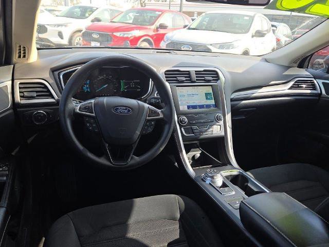 Certified 2020 Ford Fusion SE image 16