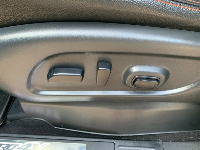 Used 2021 Nissan Titan PRO-4X w/ Pro-4x Convenience Package AWD/4WD image 27