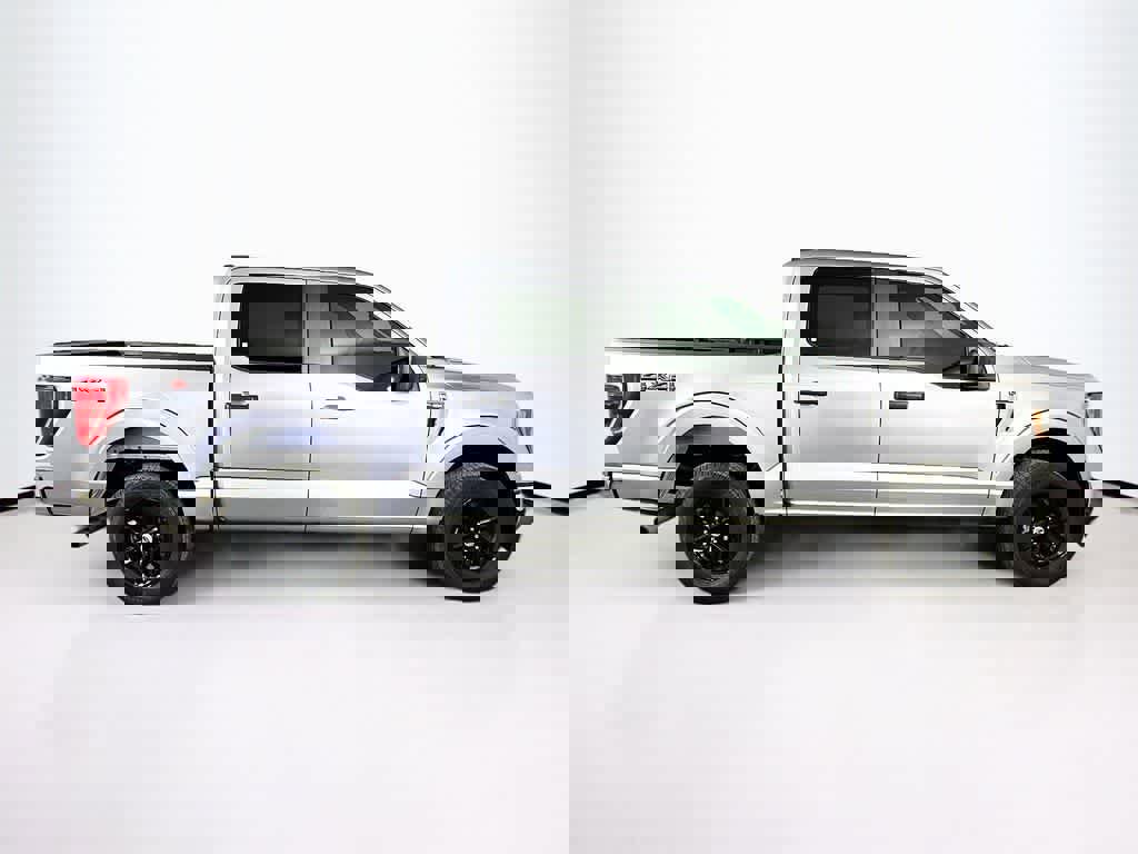 Certified 2023 Ford F150 XLT image 7