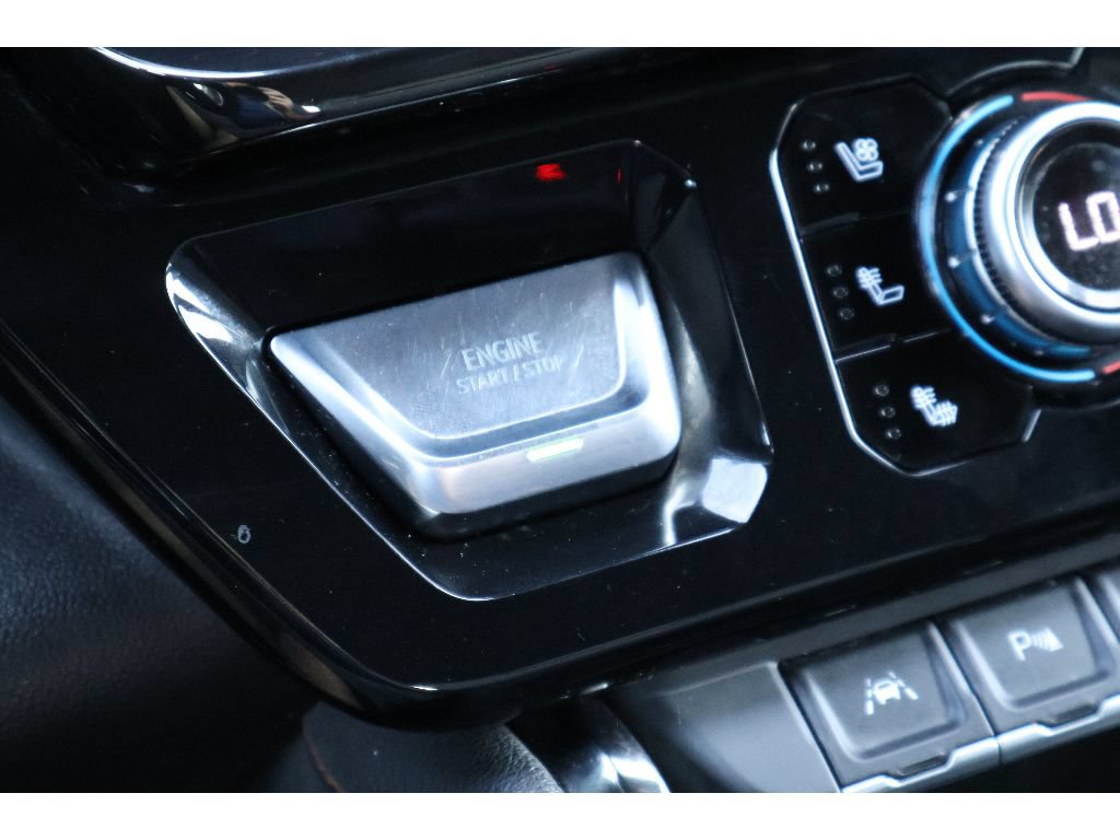 Used 2024 GMC Sierra 1500 AT4 w/ Technology Package AWD/4WD image 9