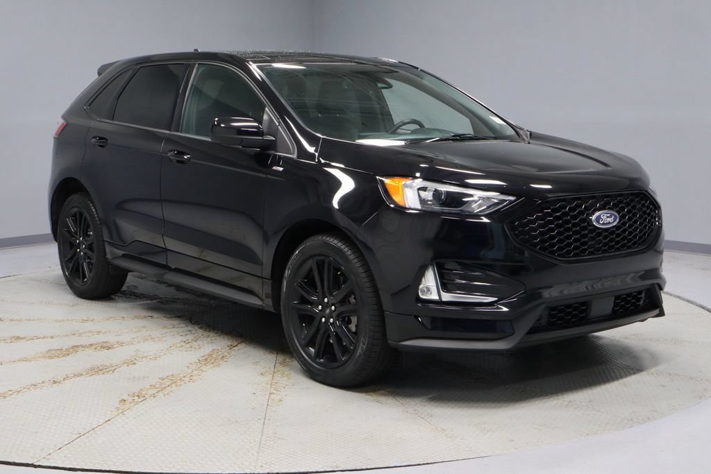 Certified 2024 Ford Edge ST-Line AWD/4WD image 1