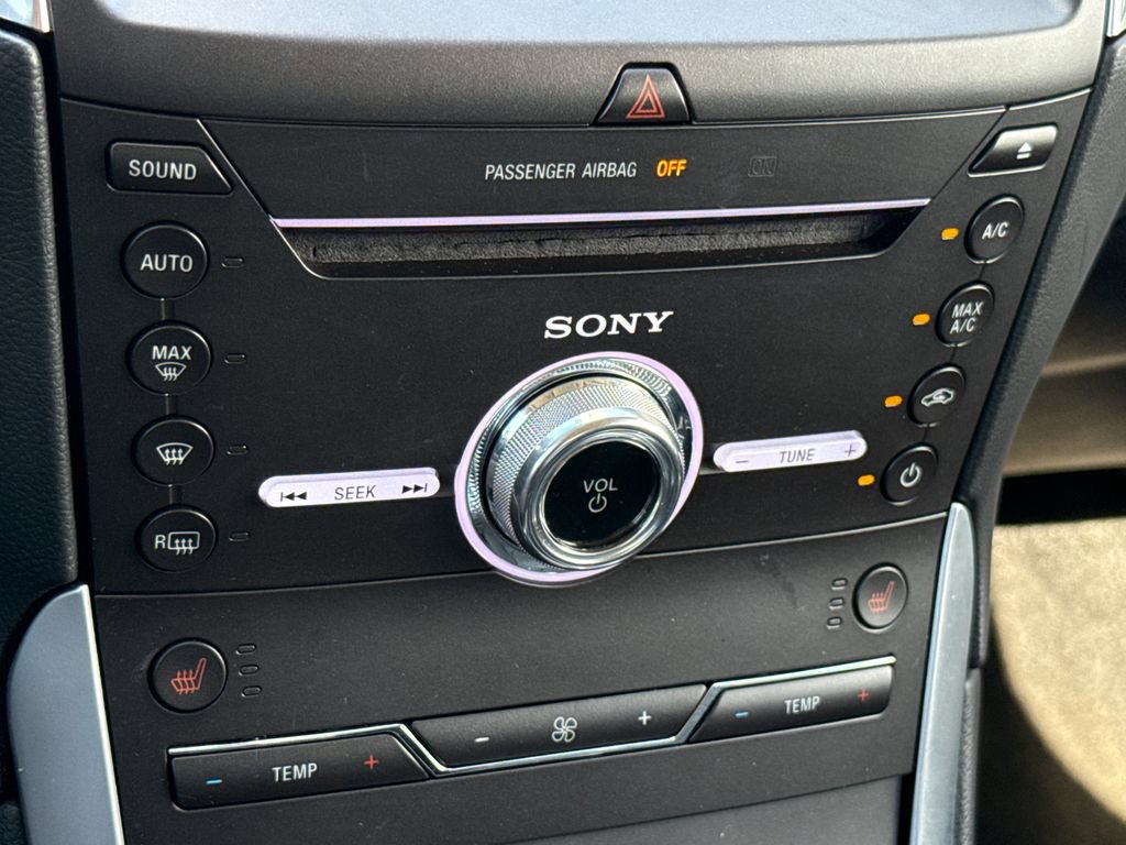 Certified 2018 Ford Edge Titanium FWD image 22