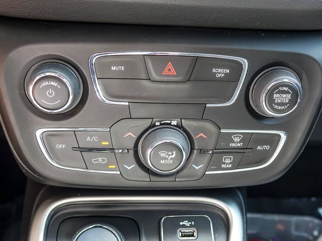 Used 2021 Jeep Compass Latitude AWD/4WD image 23