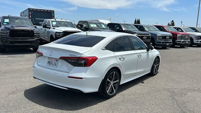 Used 2024 Honda Civic Touring image 3