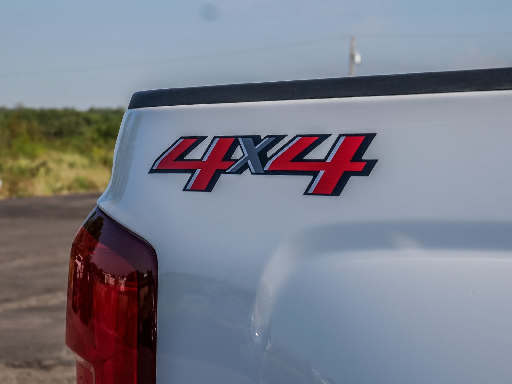 Used 2018 Chevrolet Silverado 1500 LTZ w/ Texas Edition AWD/4WD image 11