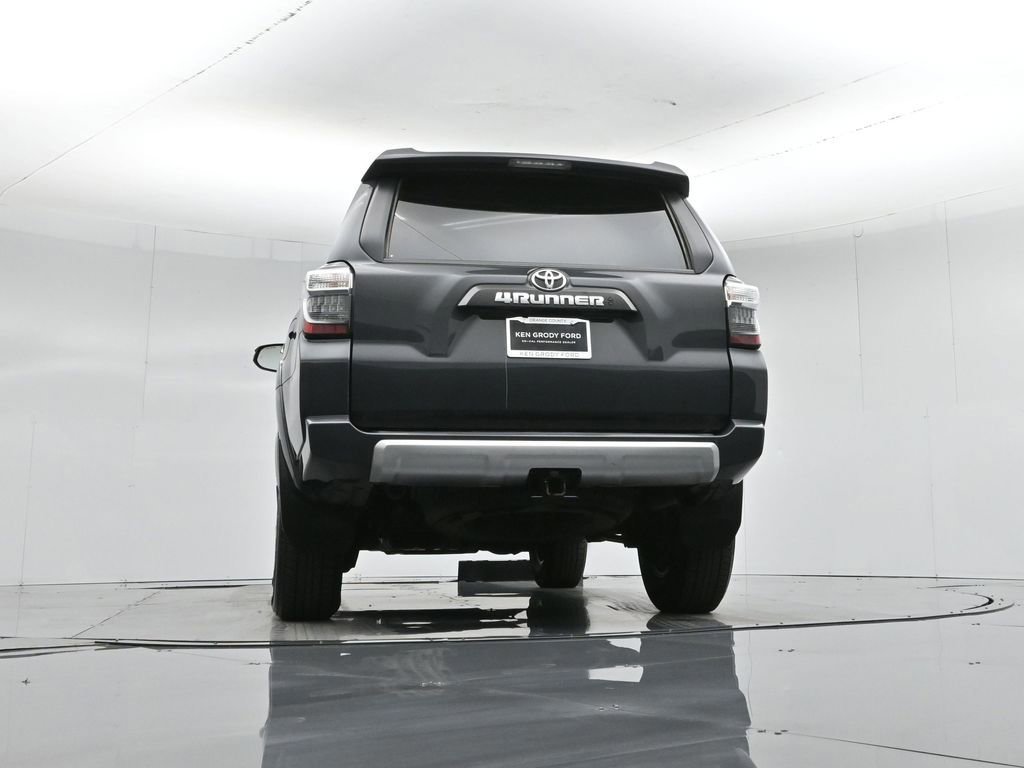 Used 2024 Toyota 4Runner TRD Off-Road Premium image 17