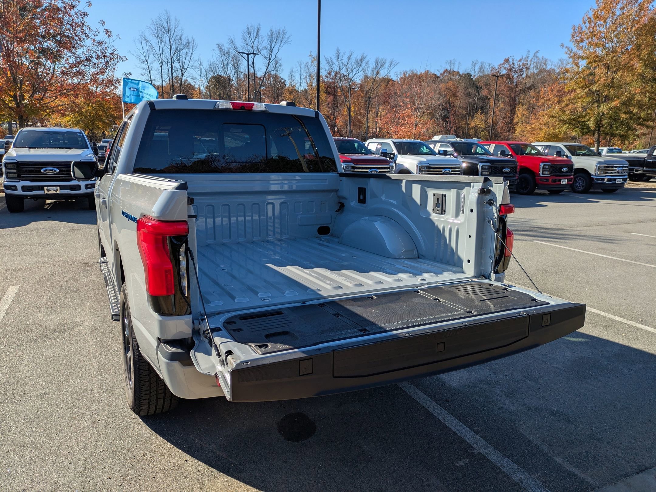 Certified 2023 Ford F150 Lightning Lariat image 39