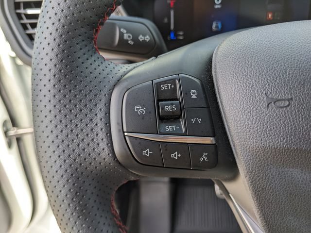 Certified 2024 Ford Escape ST-Line w/ Tech Pack #1 AWD/4WD image 32
