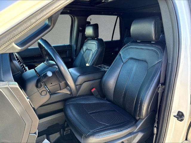 Certified 2019 Ford Expedition Limited w/ Special Edition Package AWD/4WD image 25
