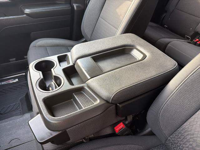 Used 2024 Chevrolet Silverado 2500 LT AWD/4WD image 32