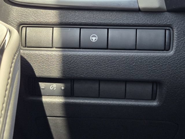 Used 2021 Nissan Rogue SV FWD image 21