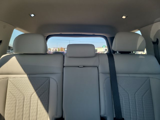 Used 2025 Hyundai Santa Fe SEL FWD image 23