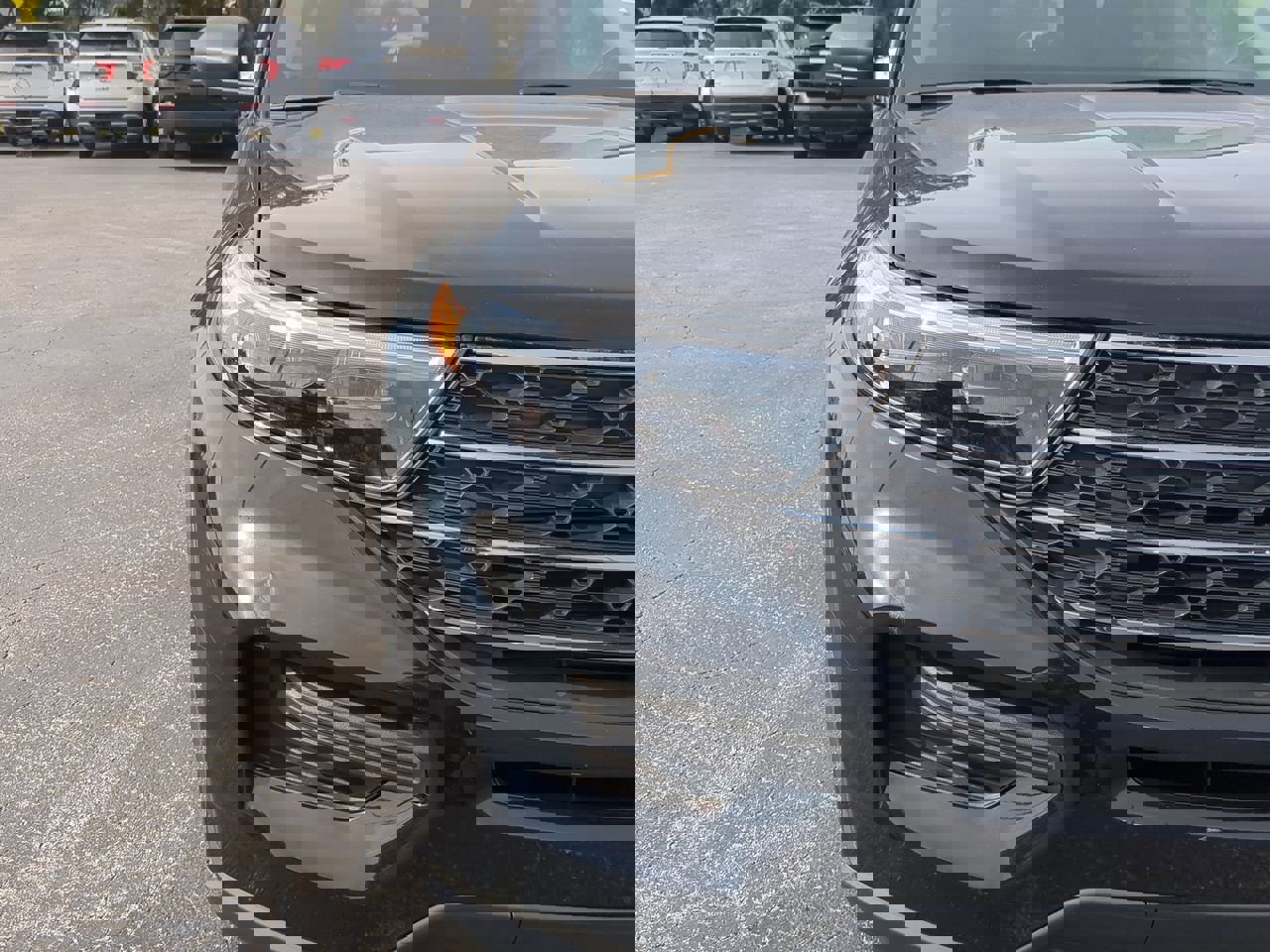 Certified 2024 Ford Explorer XLT image 10