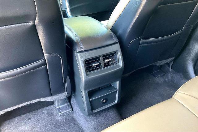 Certified 2024 Ford Edge SEL AWD/4WD image 33