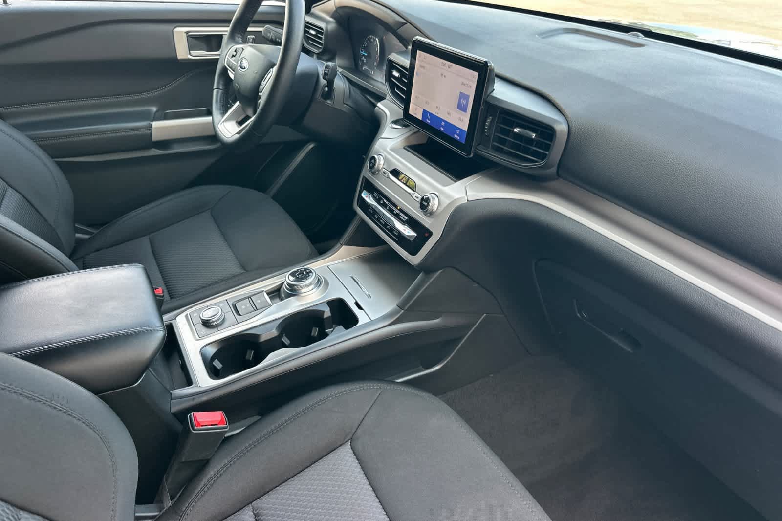 Certified 2023 Ford Explorer XLT AWD/4WD image 18