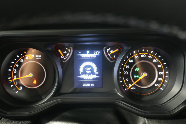 Used 2025 Jeep Wrangler Sport AWD/4WD image 11