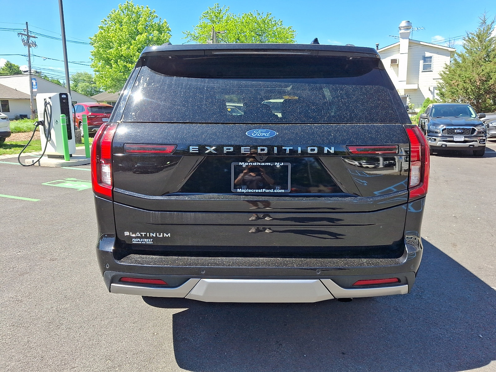 Certified 2025 Ford Expedition Platinum AWD/4WD image 6