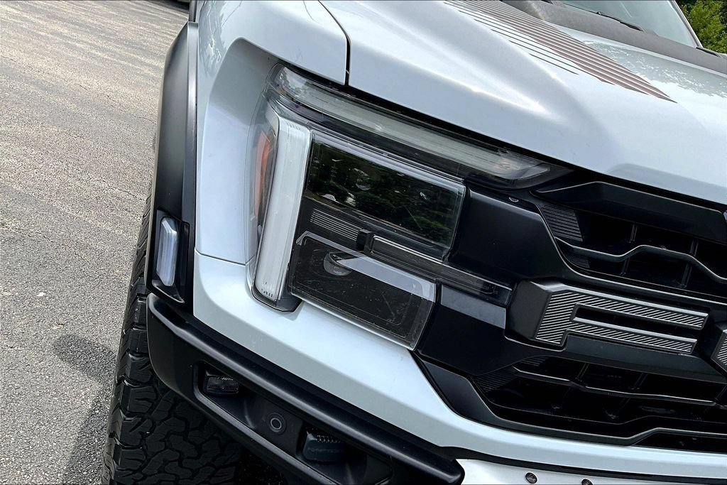 Certified 2025 Ford F150 Raptor AWD/4WD image 35