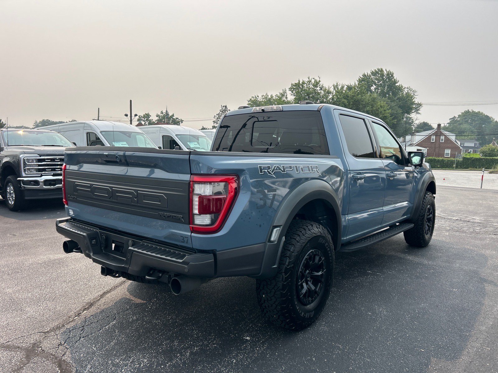 Certified 2023 Ford F150 Raptor w/ Raptor 37 Performance Package AWD/4WD image 17