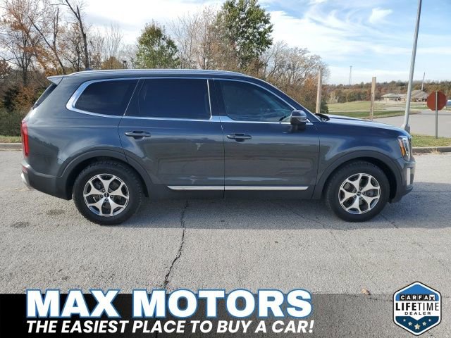 Used 2022 Kia Telluride EX w/ Towing Package image 2