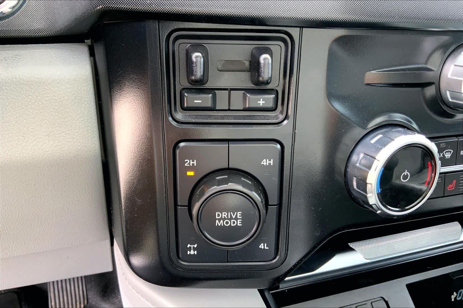Certified 2024 Ford F250 Limited AWD/4WD image 31