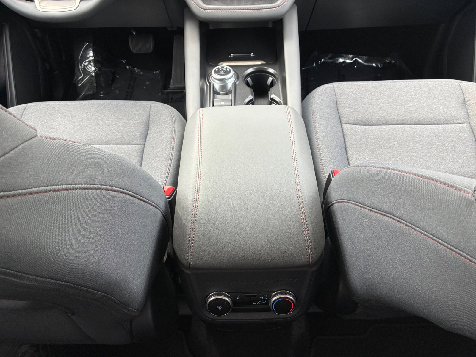 Certified 2025 Ford Explorer Active AWD/4WD image 15