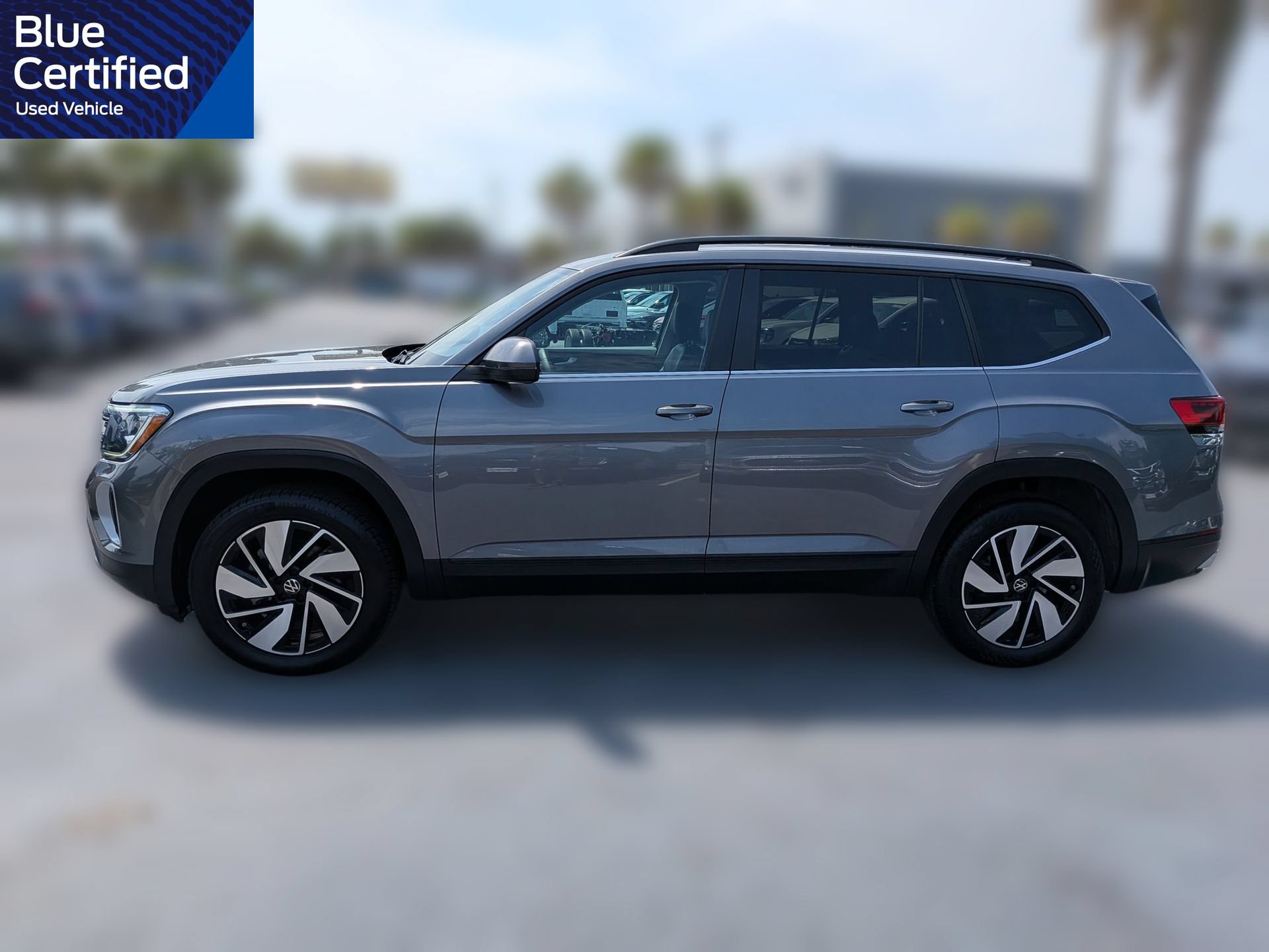Used 2025 Volkswagen Atlas SE FWD image 8