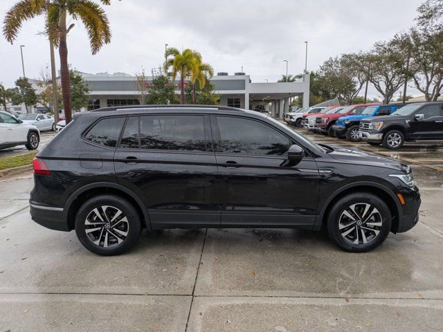 Used 2022 Volkswagen Tiguan S image 5
