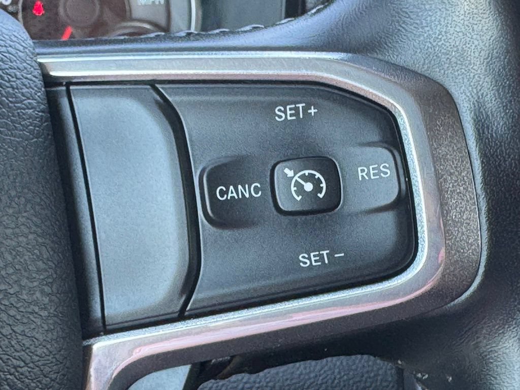 Used 2021 RAM 1500 Laramie AWD/4WD image 39