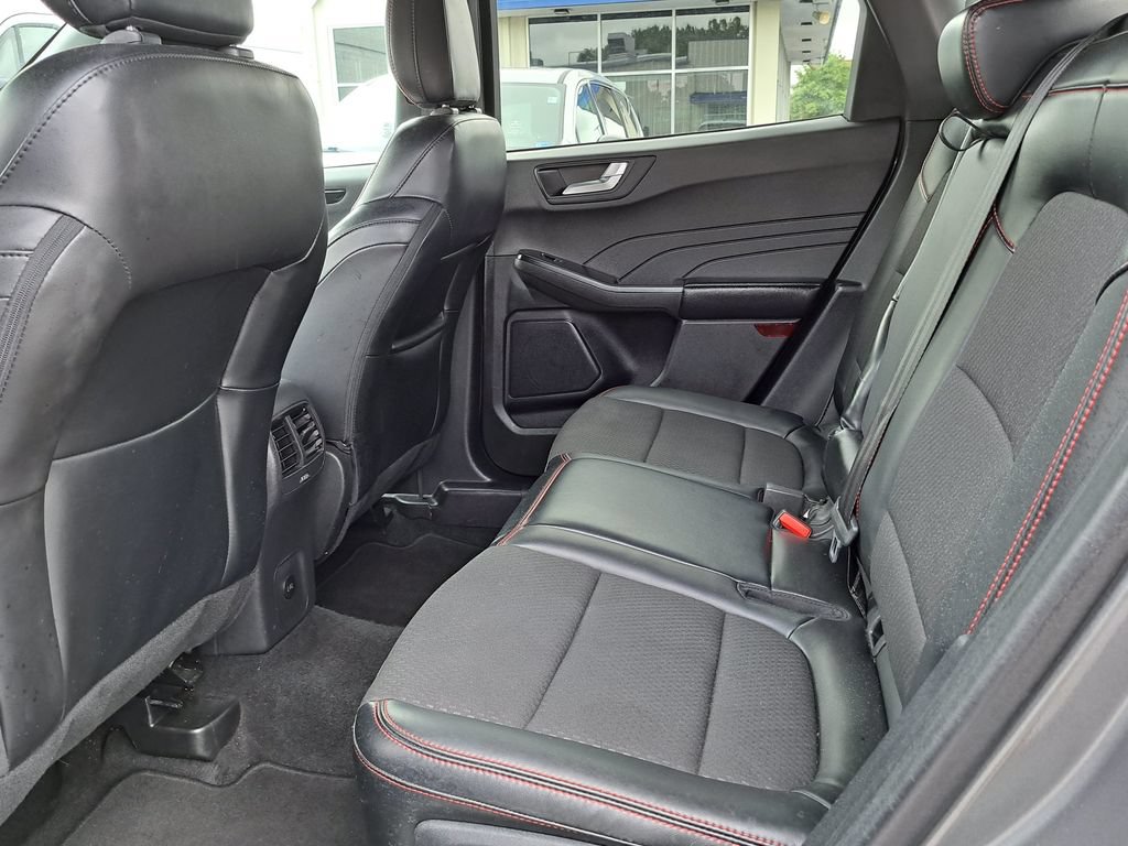 Certified 2024 Ford Escape ST-Line FWD image 14