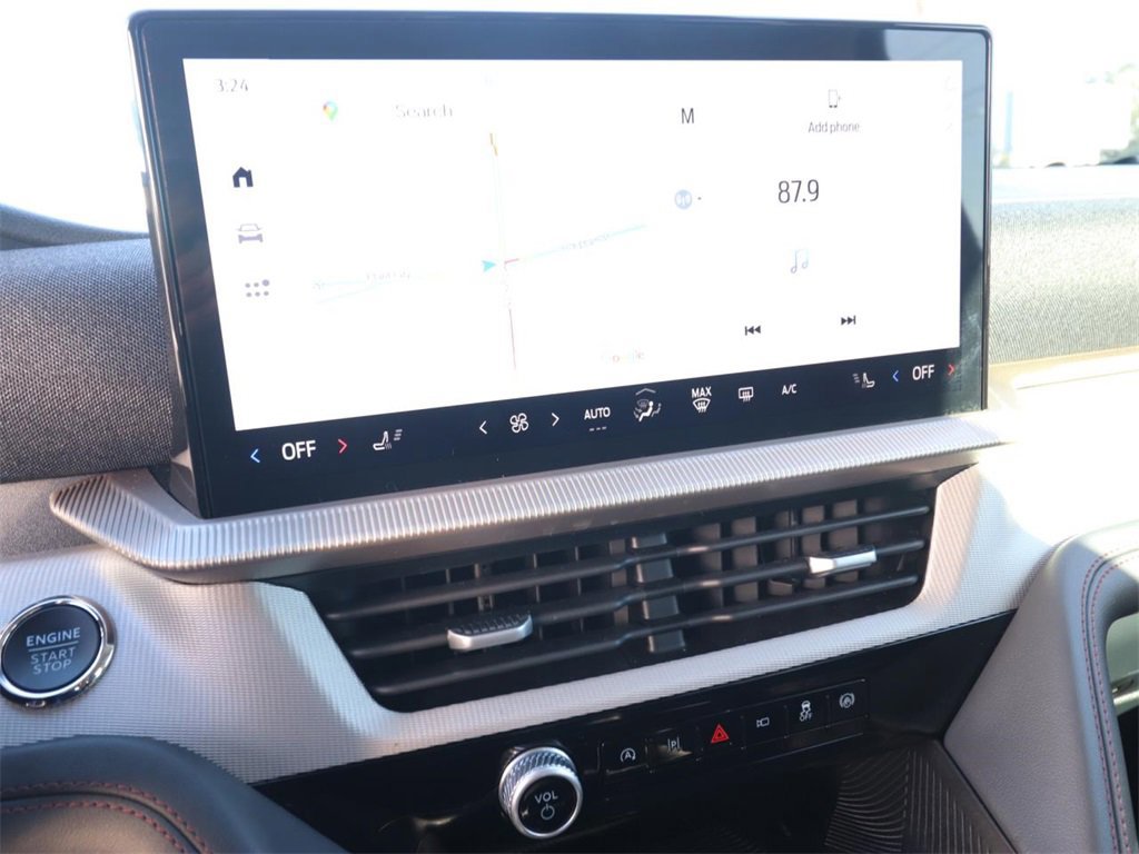 Certified 2025 Ford Explorer Active image 18