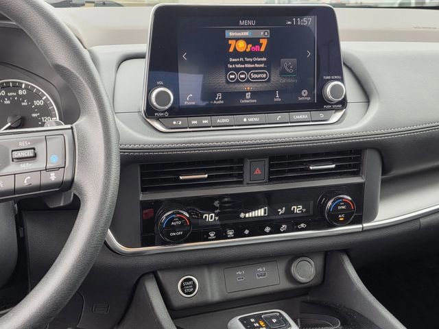 Used 2023 Nissan Rogue SV image 9