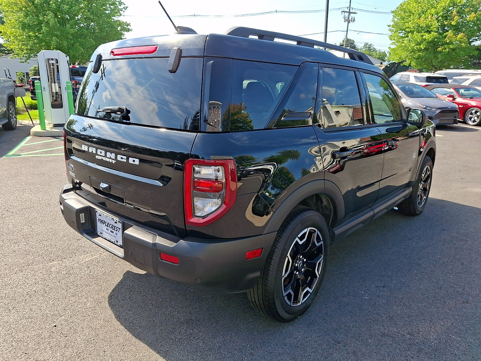 Certified 2025 Ford Bronco Sport Outer Banks w/ Outer Banks Tech Package+ AWD/4WD image 5