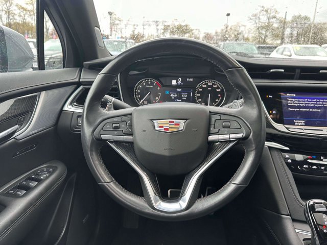 Used 2024 Cadillac XT6 Sport image 15