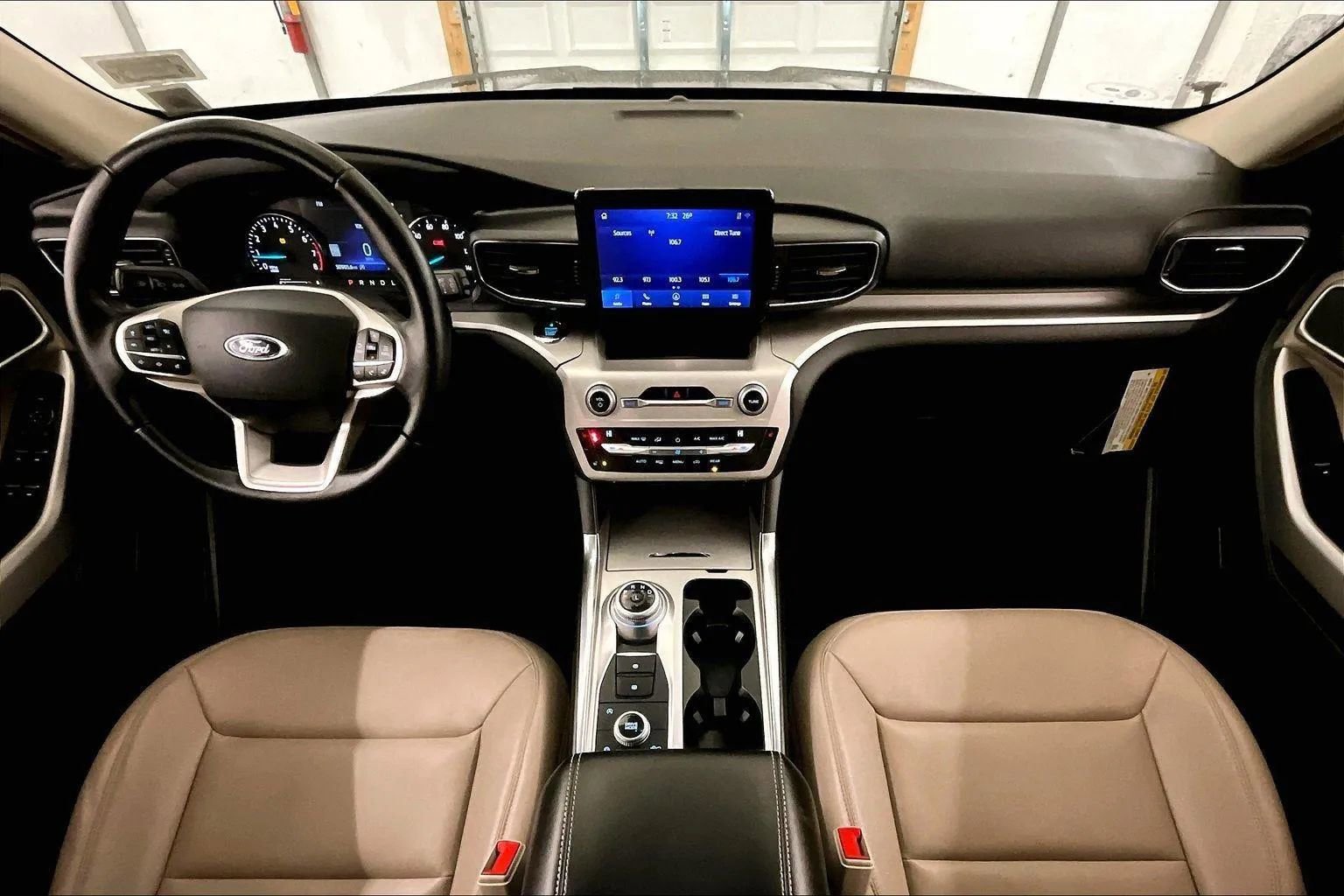 Certified 2021 Ford Explorer XLT w/ Equipment Group 202A image 14