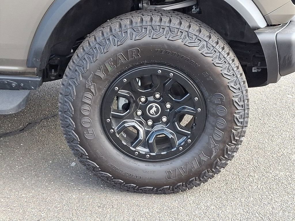 Certified 2025 Ford Bronco Badlands w/ Sasquatch Package image 8