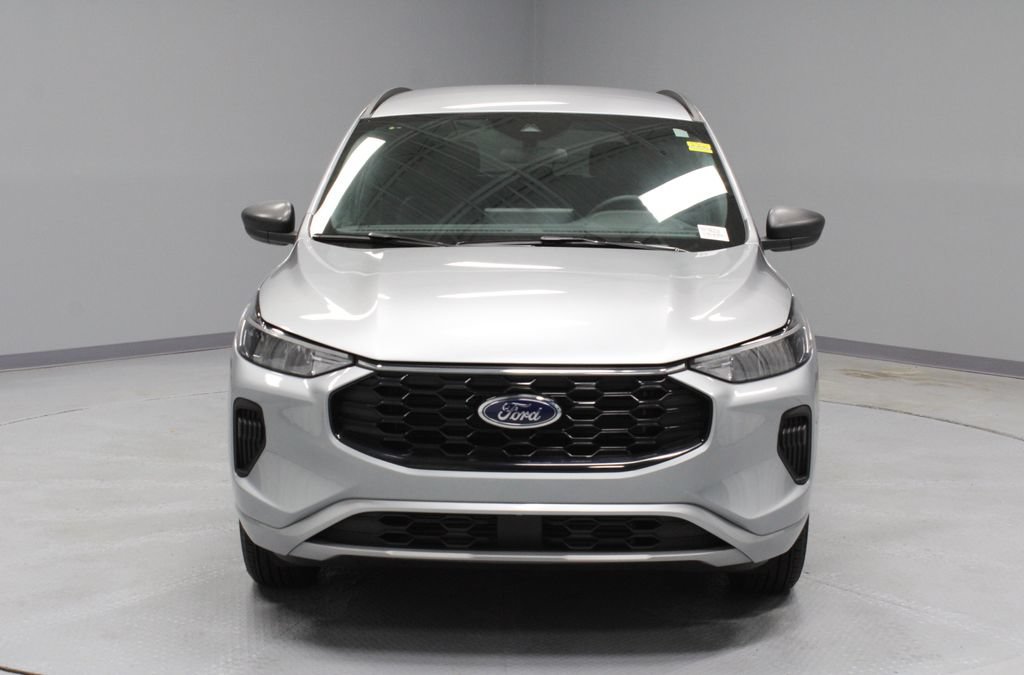 Certified 2024 Ford Escape ST-Line w/ Tech Pack #1 AWD/4WD image 7