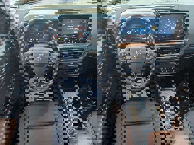 Certified 2025 Ford Bronco Sport Outer Banks w/ Outer Banks Tech Package+ image 31