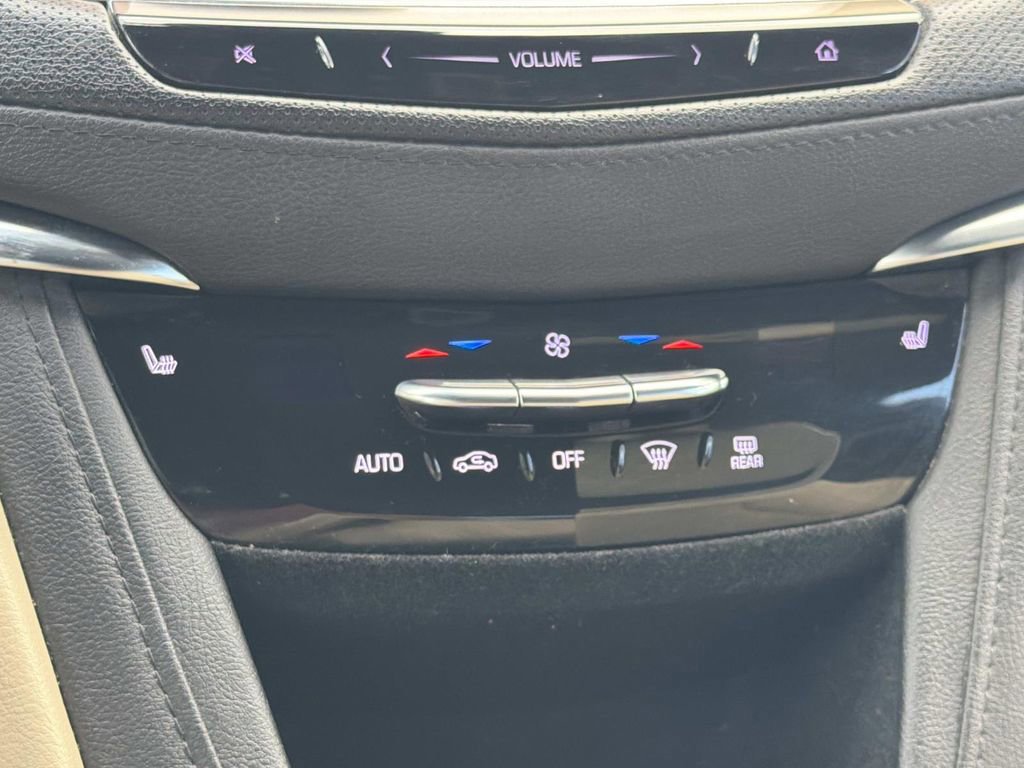 Used 2019 Cadillac XT5 Luxury image 15