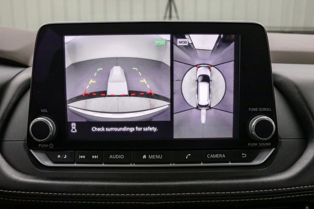 Used 2021 Nissan Rogue SV image 16