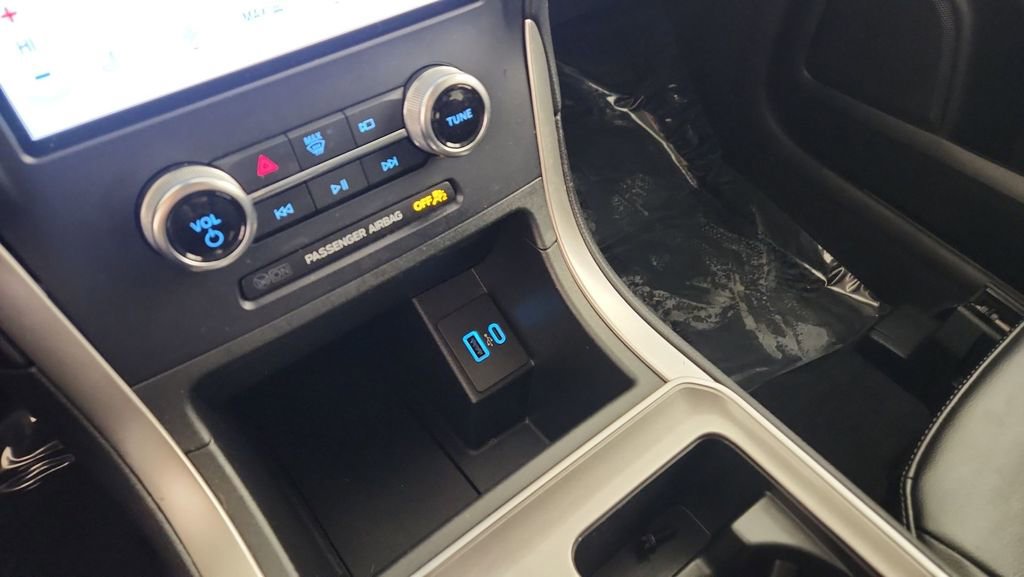 Certified 2023 Ford Edge SEL image 19