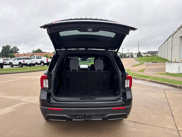 Certified 2025 Ford Explorer ST-Line AWD/4WD image 14