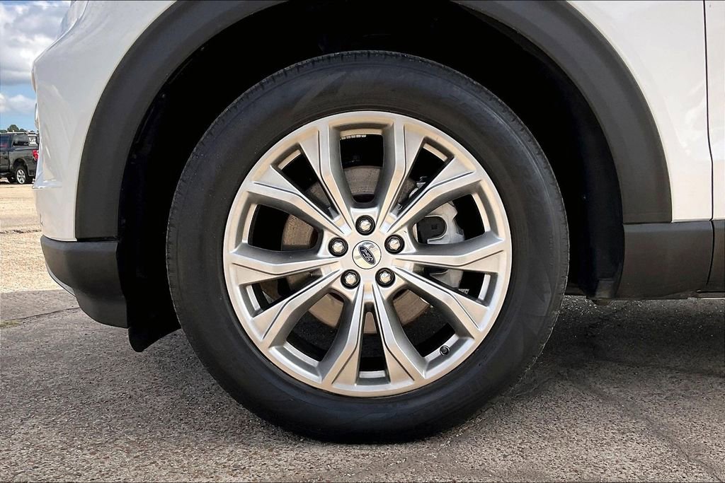 Certified 2022 Ford Explorer Limited RWD image 35