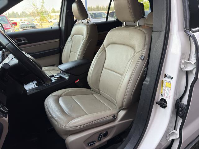Certified 2018 Ford Explorer XLT w/ Equipment Group 201A AWD/4WD image 20