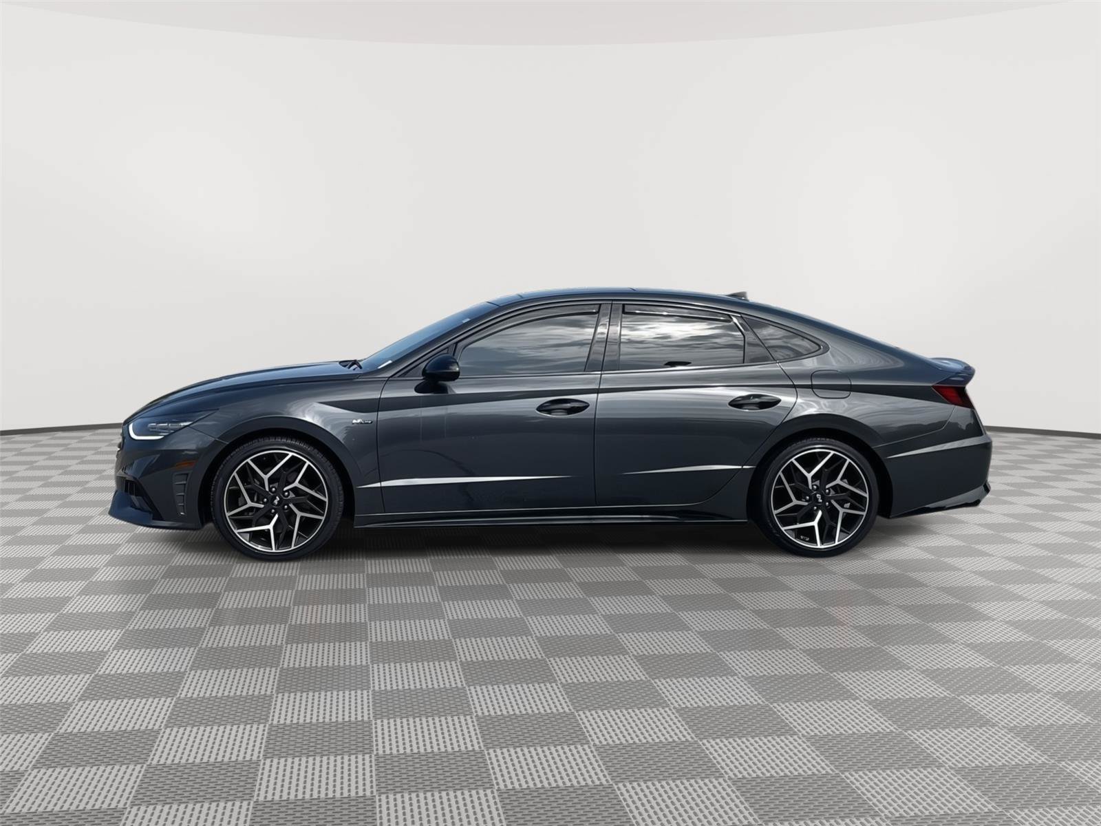 Used 2023 Hyundai Sonata N Line FWD image 2