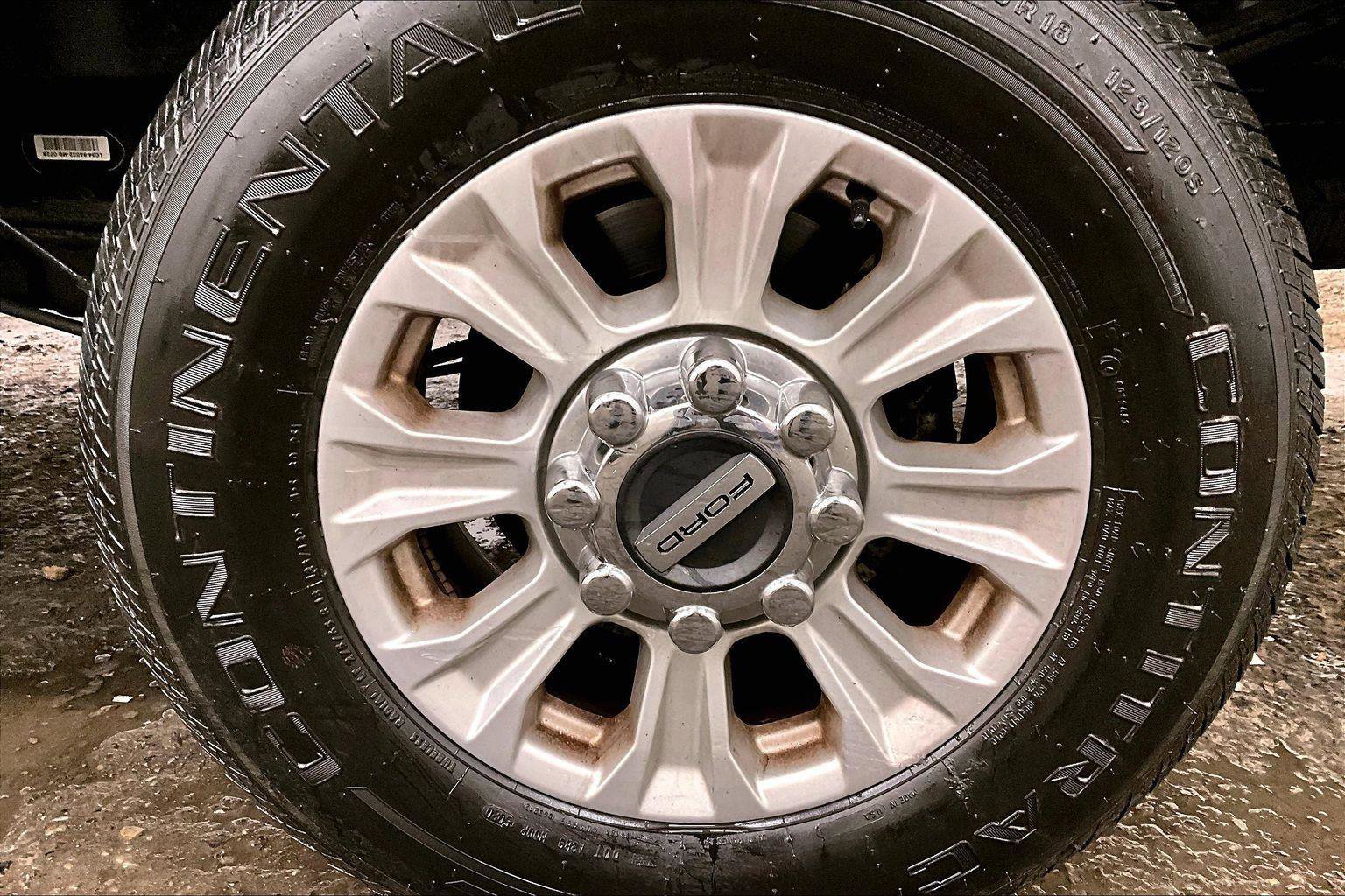 Certified 2021 Ford F250 XL w/ STX Appearance Package image 8