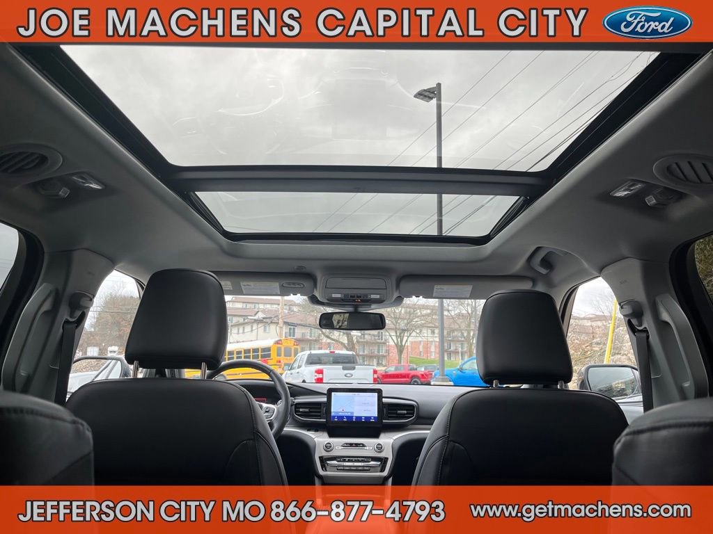 Certified 2023 Ford Explorer XLT w/ Equipment Group 202A image 11